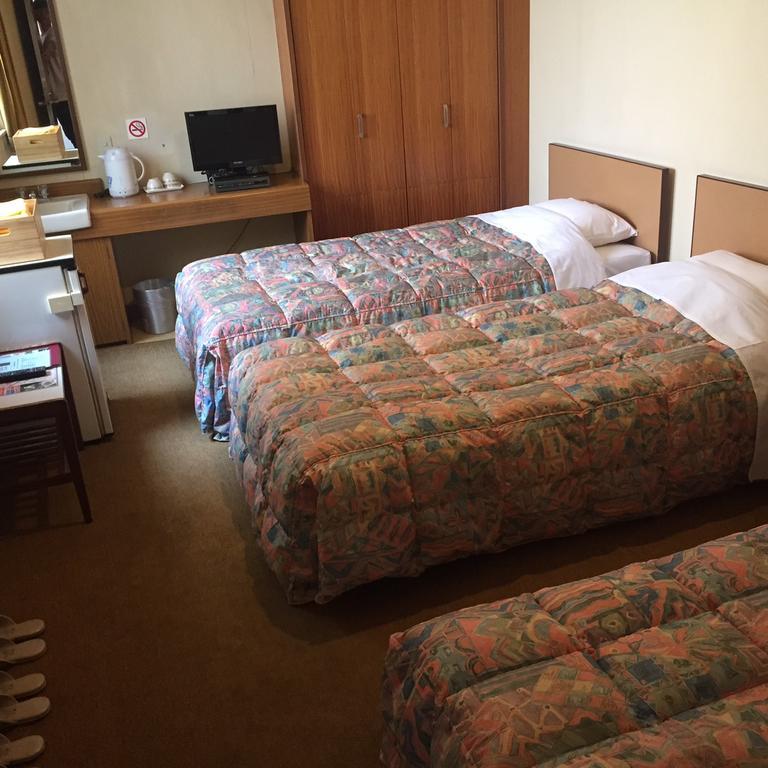 Oka Hotel Kanazawa Bagian luar foto